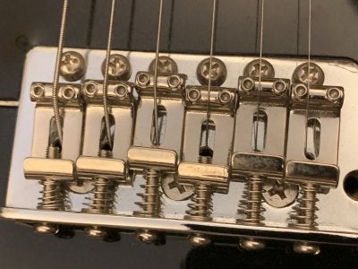Squire strat bridge deals
