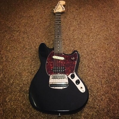 Squier on sale mustang tremolo