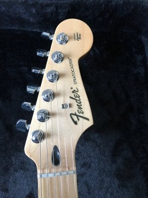 Fender stratocaster on sale mim 2015